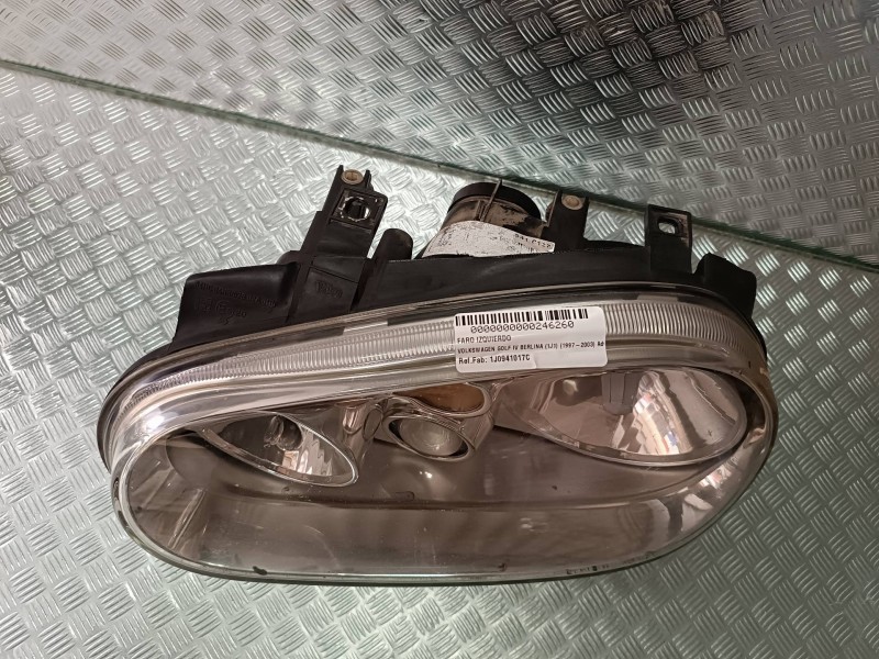 Recambio de faro izquierdo para volkswagen golf iv berlina (1j1) advance referencia OEM IAM 1J0941017C 1J0998225 VALEO