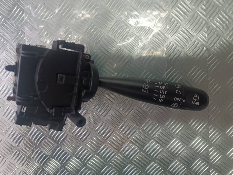 Recambio de mando limpia para toyota yaris (ksp9/scp9/nlp9) básico referencia OEM IAM 173647  CONECTOR 10 PINES