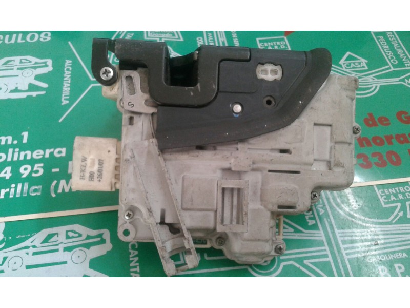 Recambio de cerradura puerta trasera izquierda para audi q7 (4l) 3.0 tdi referencia OEM IAM 3C4839 5+4 PINES BLANCO