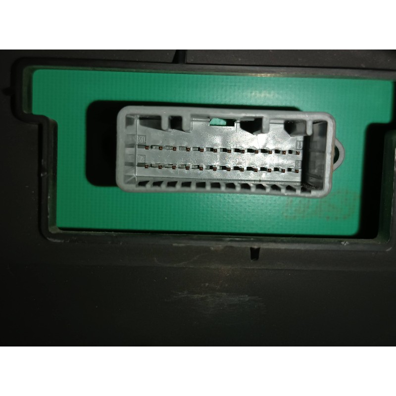 Recambio de cuadro instrumentos para renault megane ii berlina 5p confort dynamique referencia OEM IAM 8200702530 4BJB056114 VIS
