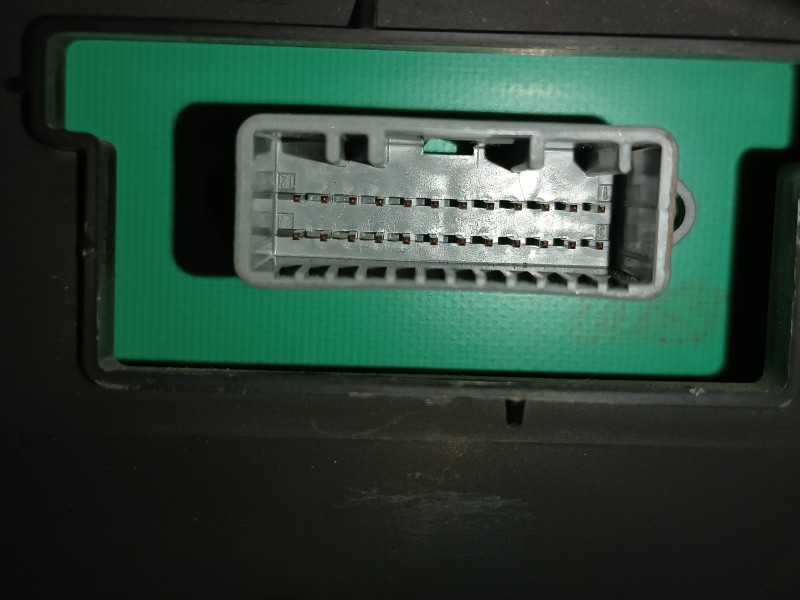 Recambio de cuadro instrumentos para renault megane ii berlina 5p confort dynamique referencia OEM IAM 8200702530 4BJB056114 VIS