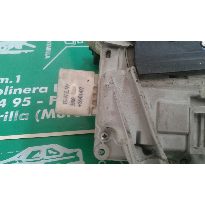 Recambio de cerradura puerta trasera izquierda para audi q7 (4l) 3.0 tdi referencia OEM IAM 3C4839 5+4 PINES BLANCO