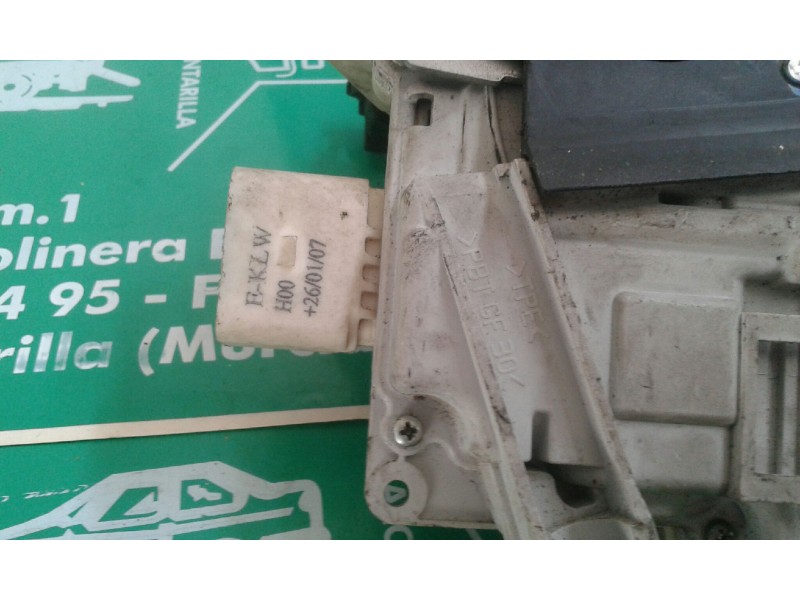 Recambio de cerradura puerta trasera izquierda para audi q7 (4l) 3.0 tdi referencia OEM IAM 3C4839 5+4 PINES BLANCO