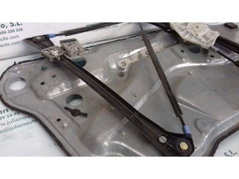 Recambio de elevalunas delantero derecho para volkswagen bora berlina (1j2) conceptline referencia OEM IAM 1J4837756 119693109 E