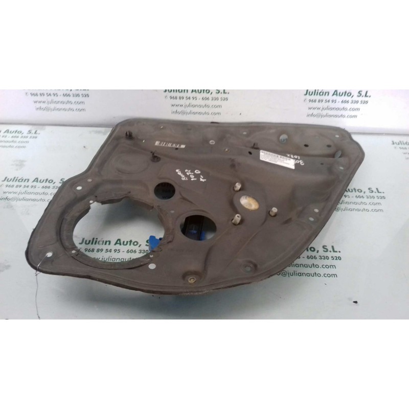 Recambio de elevalunas trasero derecho para volkswagen bora berlina (1j2) conceptline referencia OEM IAM 1J5839756E 166107105 EL