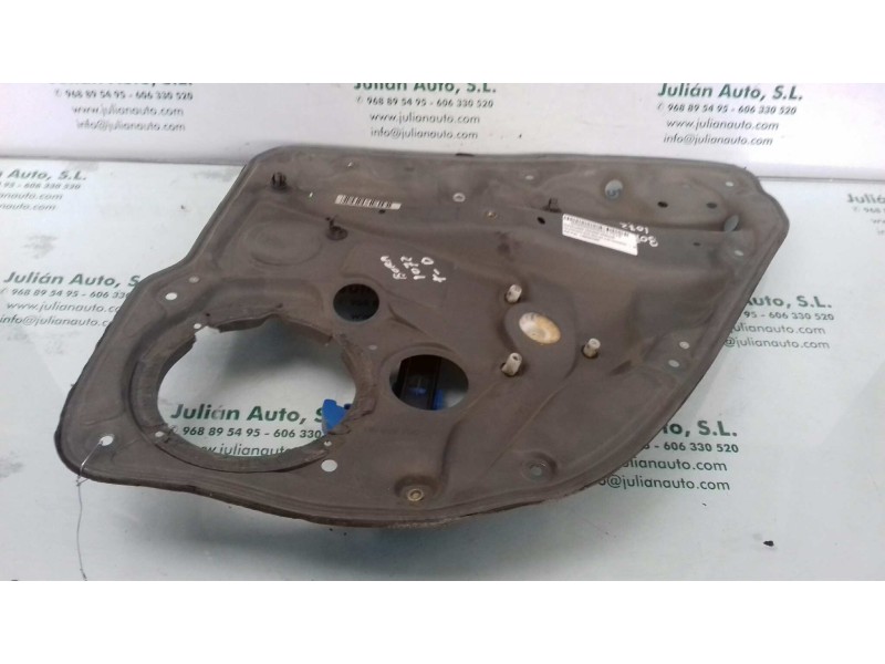 Recambio de elevalunas trasero derecho para volkswagen bora berlina (1j2) conceptline referencia OEM IAM 1J5839756E 166107105 EL