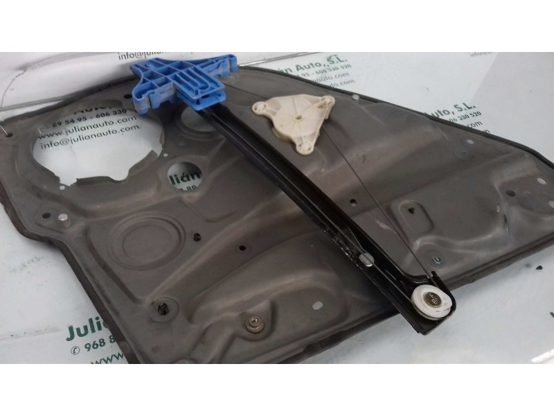 Recambio de elevalunas trasero derecho para volkswagen bora berlina (1j2) conceptline referencia OEM IAM 1J5839756E 166107105 EL