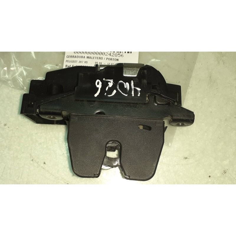 Recambio de cerradura maletero / porton para peugeot 207 xs referencia OEM IAM 9660403980  CONECTOR 3 PINES