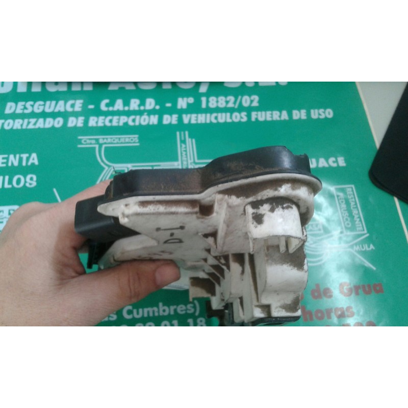 Recambio de cerradura puerta delantera izquierda para seat ibiza st (6j8) reference referencia OEM IAM 5N1837015C 4+3 PINES NEGR