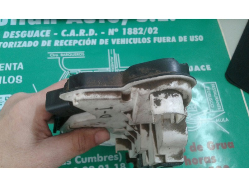 Recambio de cerradura puerta delantera izquierda para seat ibiza st (6j8) reference referencia OEM IAM 5N1837015C 4+3 PINES NEGR