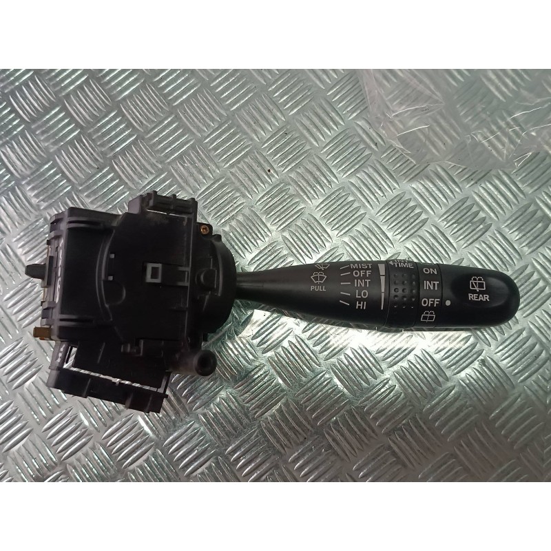 Recambio de mando limpia para toyota corolla (e12) 1.4 d-4d luna compact referencia OEM IAM 173738 173647 CONECTOR 10 PINES