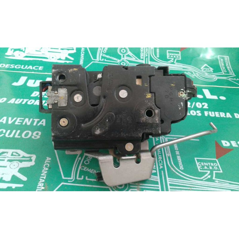 Recambio de cerradura puerta trasera derecha para audi a4 berlina (8e) referencia OEM IAM 8E0839016C 4+3 PINES NEGRO