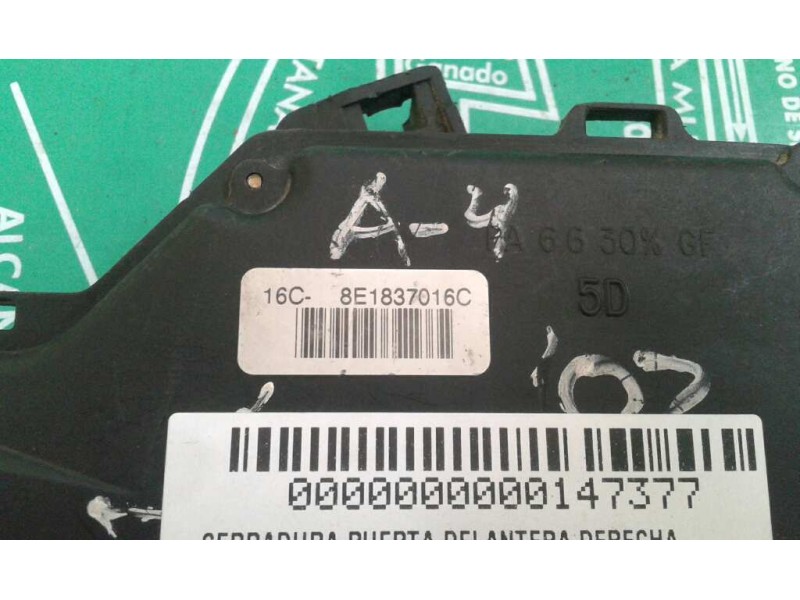 Recambio de cerradura puerta delantera derecha para audi a4 berlina (8e) referencia OEM IAM 8E1837016C 4+3 PINES NEGRO