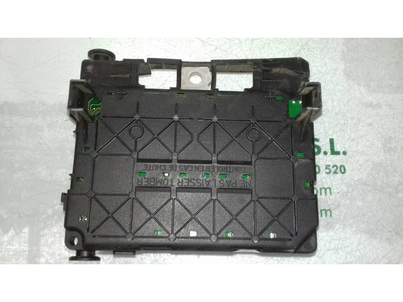 Recambio de caja reles / fusibles para peugeot 206 berlina xr referencia OEM IAM 964349898000 BSM B2 SIEMENS