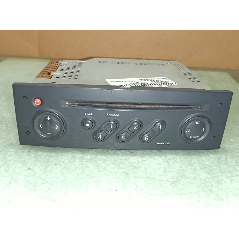 Recambio de sistema audio / radio cd para renault megane ii berlina 5p confort authentique referencia OEM IAM 8200256141 8200256