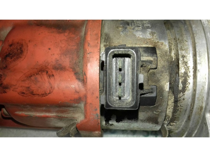 Recambio de delco para opel astra f berlina gl referencia OEM IAM 0237521024  