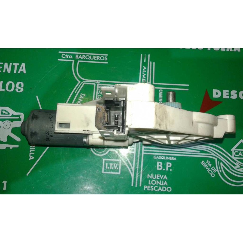 Recambio de motor elevalunas delantero derecho para audi a1 sportback (8xa) ambition referencia OEM IAM 8K0959802C  BROSE