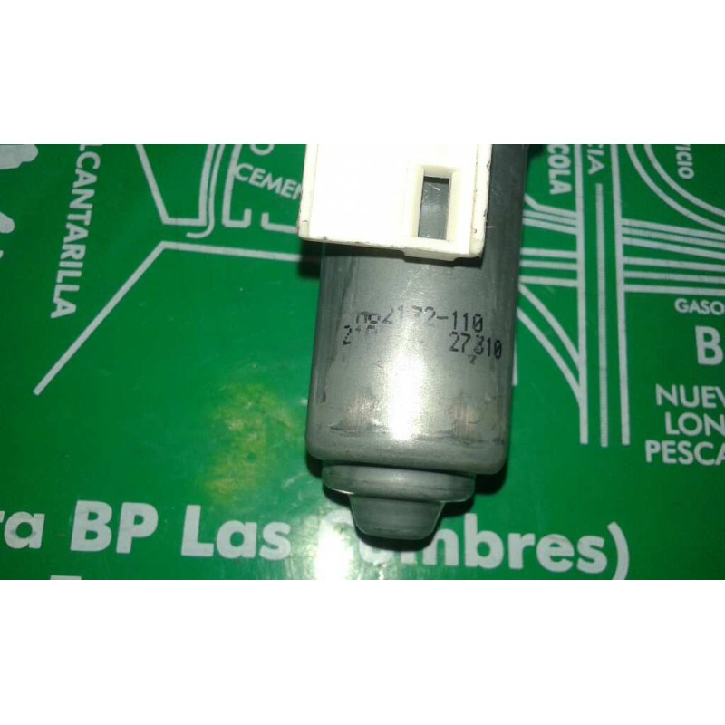 Recambio de motor elevalunas delantero derecho para audi a1 sportback (8xa) ambition referencia OEM IAM 8K0959802C  BROSE