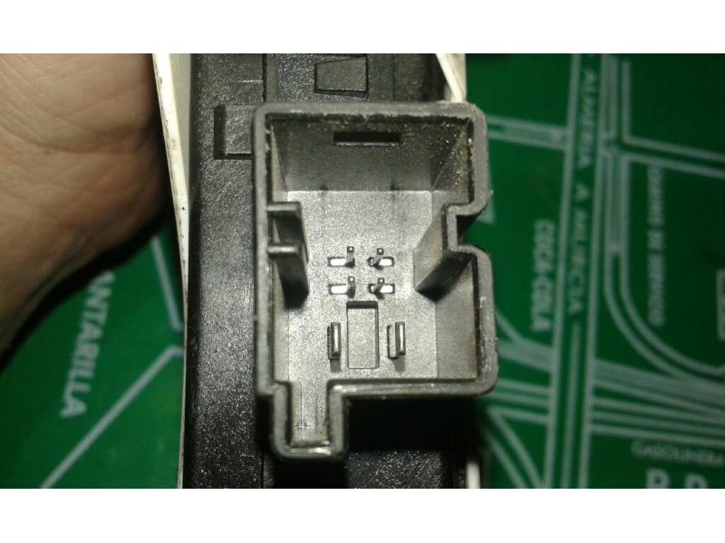 Recambio de motor elevalunas delantero izquierdo para audi q7 (4l) 3.0 tdi referencia OEM IAM 4L0959801B 977273101 BROSE