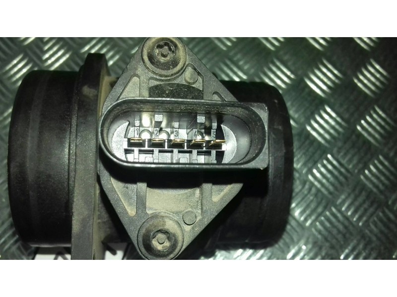 Recambio de caudalimetro para volkswagen golf iv berlina (1j1) advance referencia OEM IAM 0280217121 06A906461 BOSCH