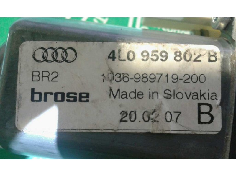 Recambio de motor elevalunas delantero derecho para audi q7 (4l) 3.0 tdi referencia OEM IAM 4L0959802B 977272101 BROSE