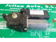 Recambio de motor elevalunas delantero derecho para volkswagen passat berlina (3b2) comfortline referencia OEM IAM 130821694 101