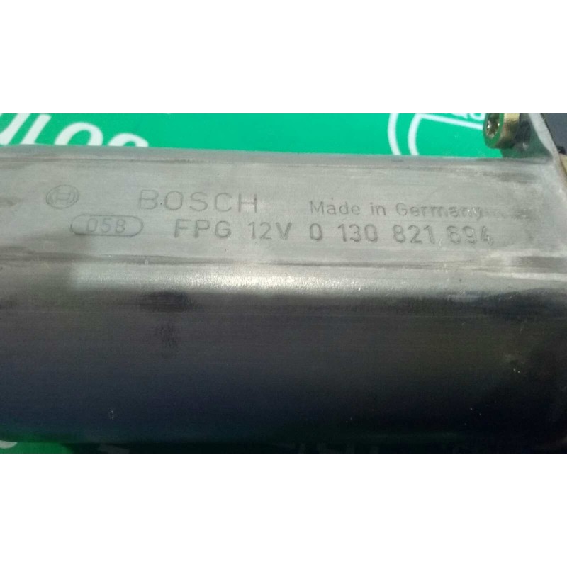 Recambio de motor elevalunas delantero derecho para volkswagen passat berlina (3b2) comfortline referencia OEM IAM 130821694 101
