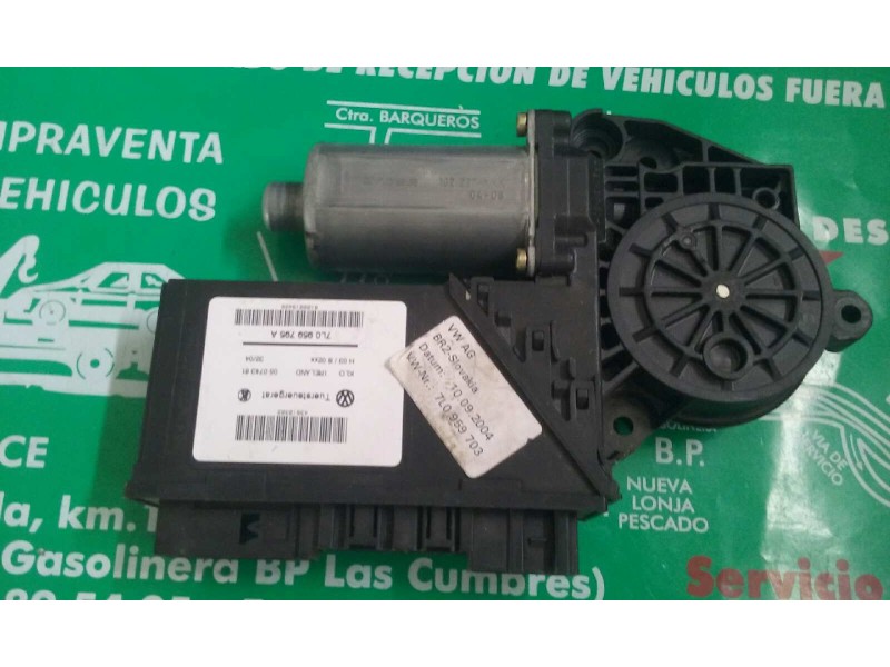 Recambio de motor elevalunas trasero izquierdo para volkswagen touareg (7la) referencia OEM IAM 7L0959795A 7L0959703 43610302