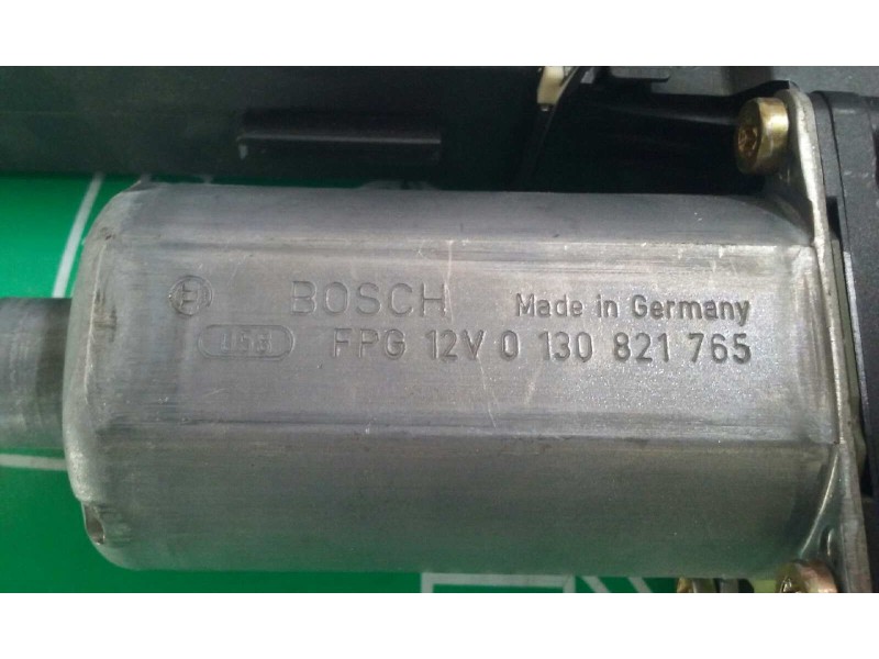 Recambio de motor elevalunas trasero izquierdo para volkswagen touareg (7la) referencia OEM IAM 7L0959795A 7L0959703 43610302