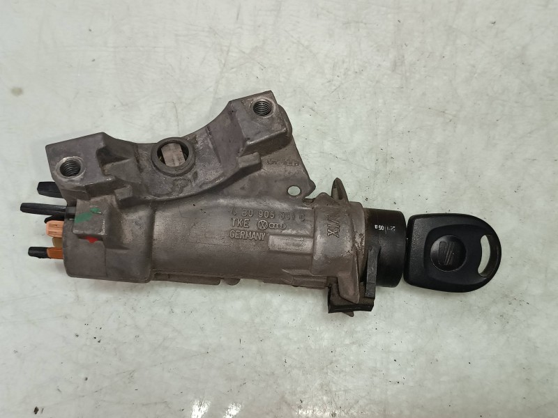 Recambio de centralita motor uce para seat ibiza (6l1) cool referencia OEM IAM 038906019NL W06L0920801A KIT - BOSCH