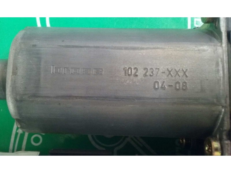 Recambio de motor elevalunas delantero derecho para volkswagen touareg (7la) referencia OEM IAM 3D1959792E 7L0959702A 102237XXX