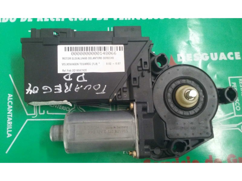 Recambio de motor elevalunas delantero derecho para volkswagen touareg (7la) referencia OEM IAM 3D1959792E 7L0959702A 102237XXX