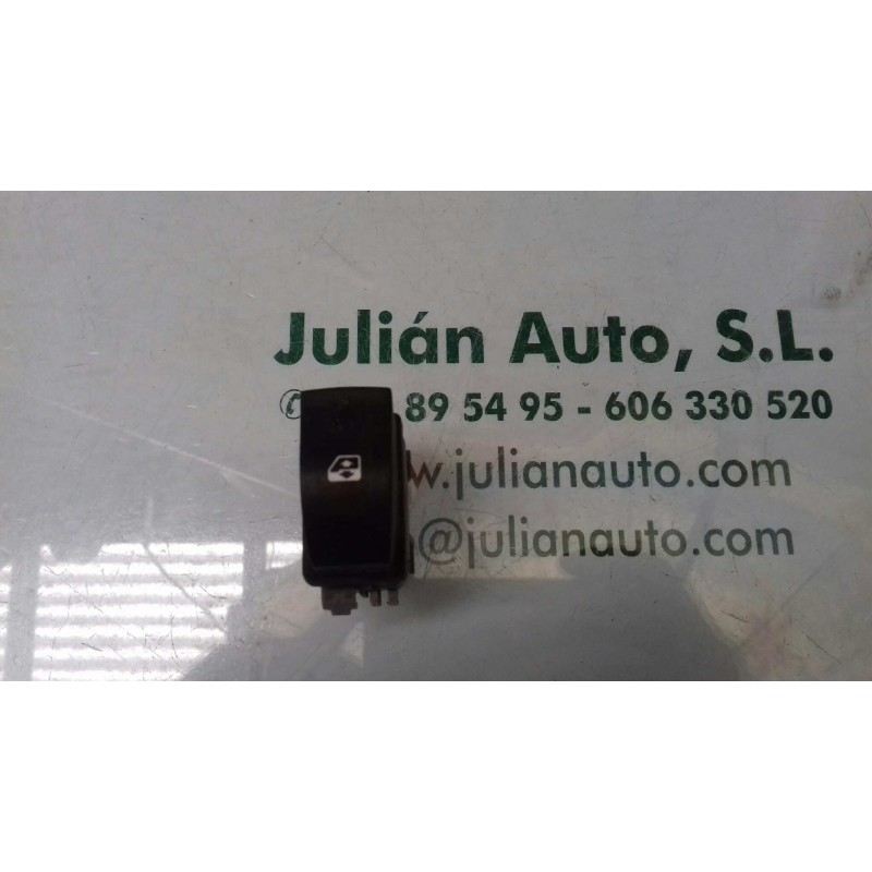 Recambio de mando elevalunas trasero derecho para renault scenic ii authentique referencia OEM IAM 2808201 3+3 PINES GRIS