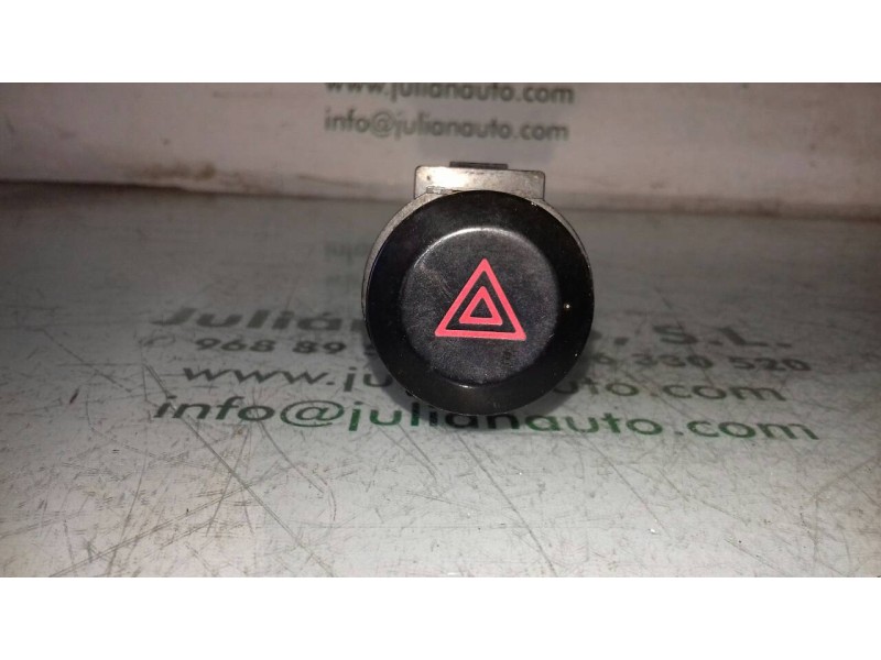 Recambio de warning para kia sorento 2.5 crdi ex referencia OEM IAM 864W0140  6 + 2 PINES