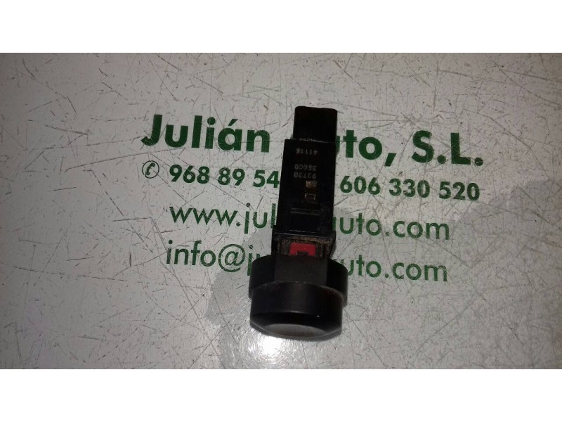 Recambio de warning para kia sorento 2.5 crdi ex referencia OEM IAM 864W0140  6 + 2 PINES