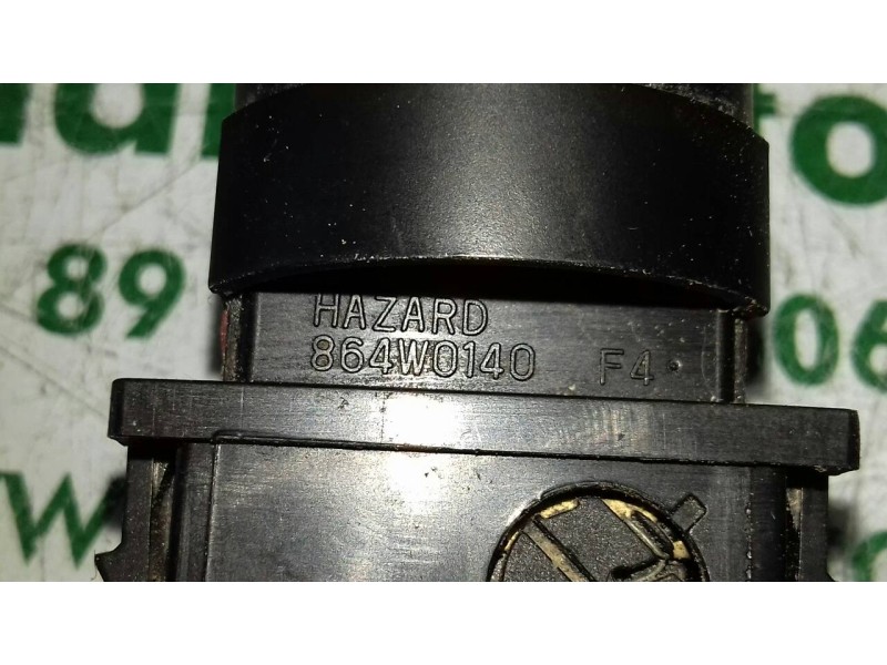 Recambio de warning para kia sorento 2.5 crdi ex referencia OEM IAM 864W0140  6 + 2 PINES