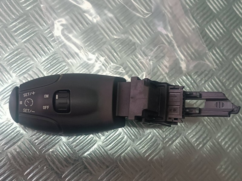 Recambio de mando multifuncion para citroen c5 berlina 2.0 hdi magic referencia OEM IAM 9641796480 96336889 CRUISE