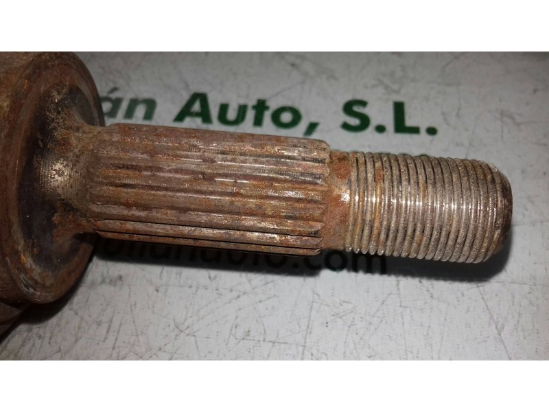 Recambio de transmision delantera izquierda para dacia sandero básico referencia OEM IAM 8200985010  