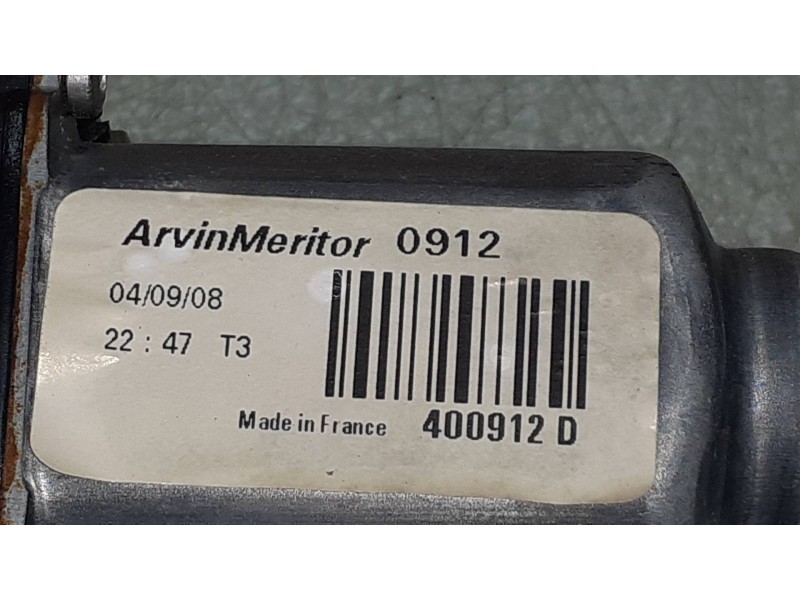 Recambio de elevalunas delantero derecho para peugeot 207 sw confort referencia OEM IAM 9681162260 119855AVD ELECTRICO