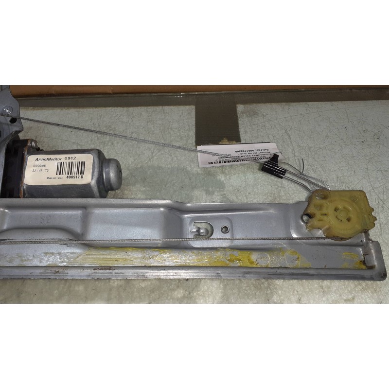 Recambio de elevalunas delantero derecho para peugeot 207 sw confort referencia OEM IAM 9681162260 119855AVD ELECTRICO