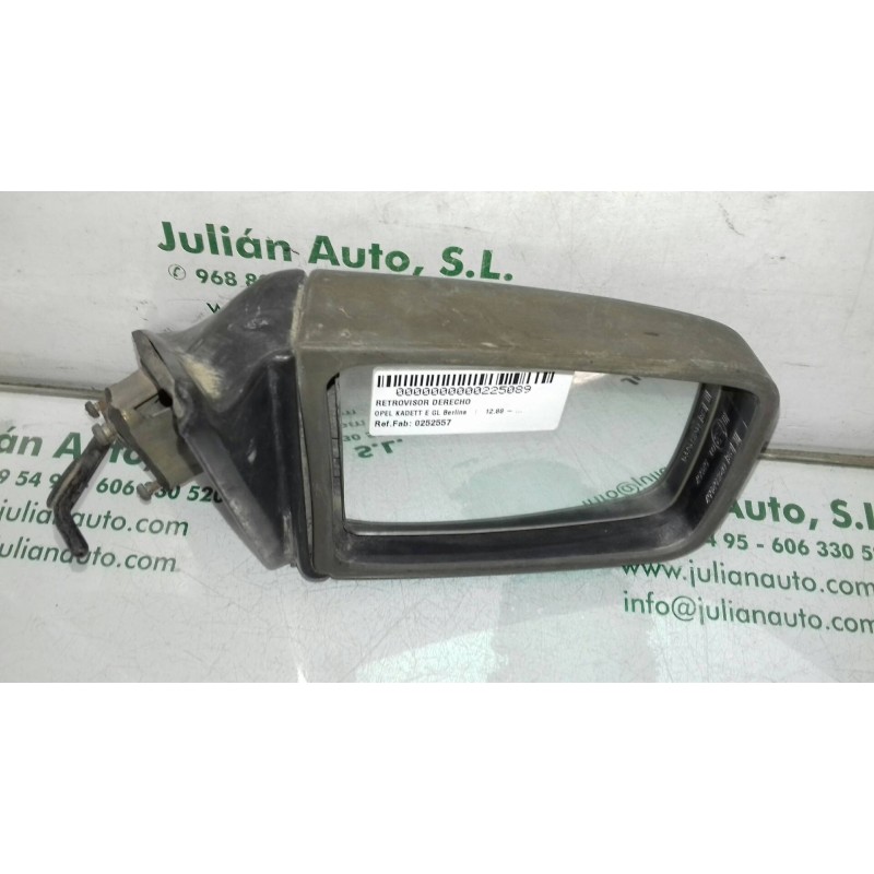 Recambio de retrovisor derecho para opel kadett e gl berlina referencia OEM IAM 0252557 0152557 MANUAL