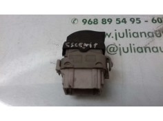 Recambio de mando elevalunas trasero izquierdo para renault scenic ii authentique referencia OEM IAM 2808201 3+3 PINES GRIS 2