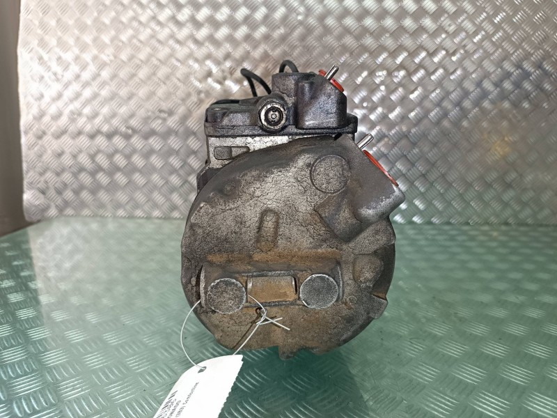 Recambio de compresor aire acondicionado para volkswagen passat berlina (3b3) comfortline referencia OEM IAM 8D0260808 7SBU16C D