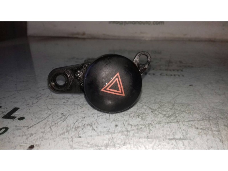 Recambio de warning para hyundai coupe (j2) 1.6 fx coupe referencia OEM IAM 621W01370  6+2 PINES