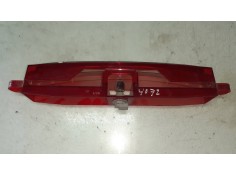 Recambio de luz central de freno para mazda 6 berlina (gg) 2.0 crtd 136 sportive (4-ptas.) referencia OEM IAM   CONECTOR 2 PINES 2