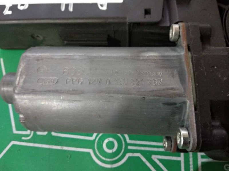 Recambio de motor elevalunas trasero izquierdo para audi a4 berlina (8e) 2.0 tdi quattro (dpf) (125kw) referencia OEM IAM 8E0959