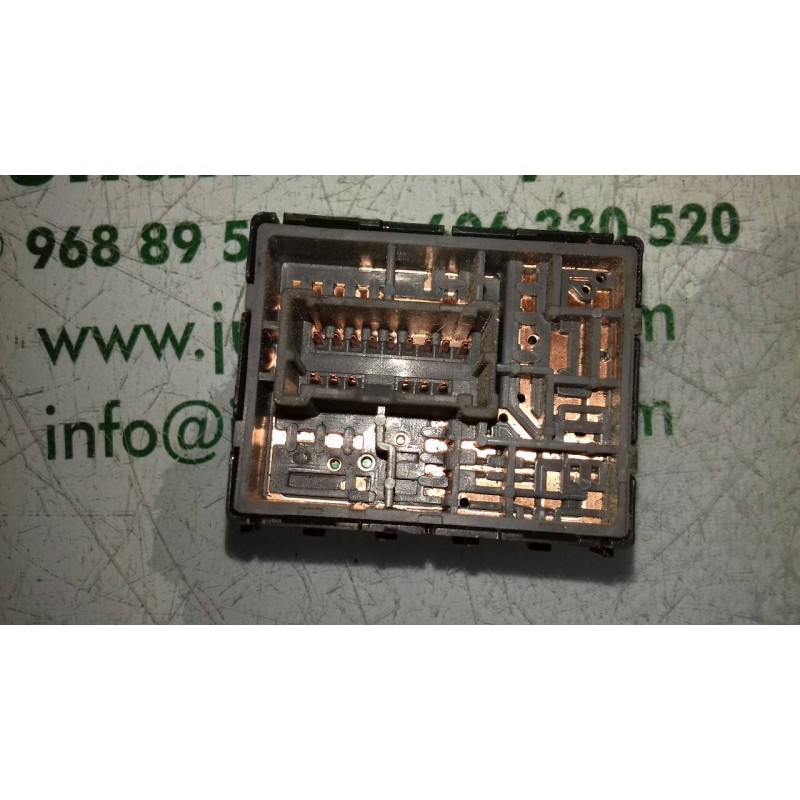 Recambio de mando retrovisor para nissan x-trail (t30) comfort referencia OEM IAM 1327K  9+6 PINES