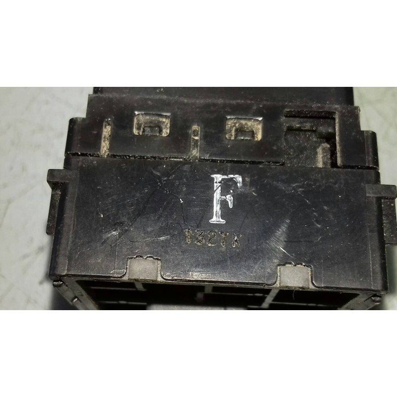 Recambio de mando retrovisor para nissan x-trail (t30) comfort referencia OEM IAM 1327K  9+6 PINES