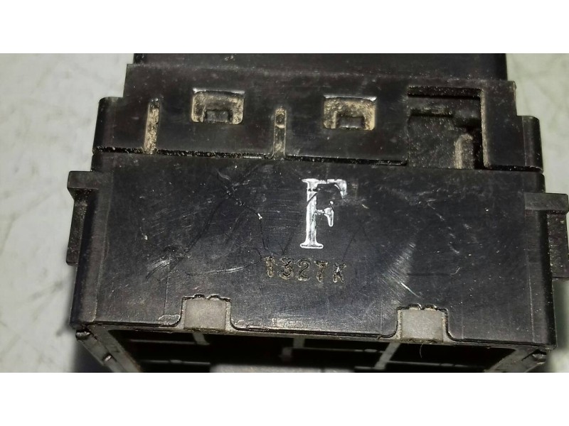 Recambio de mando retrovisor para nissan x-trail (t30) comfort referencia OEM IAM 1327K  9+6 PINES