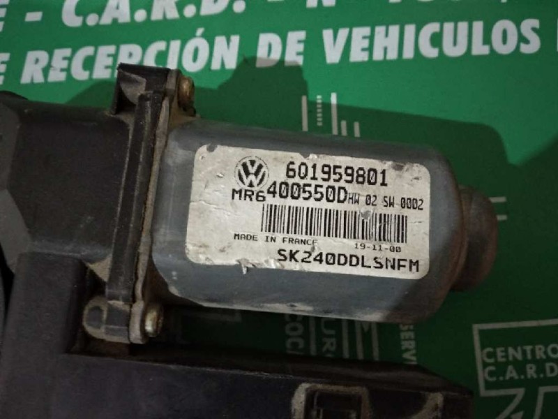Recambio de motor elevalunas delantero izquierdo para seat ibiza (6l1) referencia OEM IAM 6Q1959801 MR6400550D SK240DDLSNFM